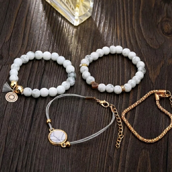 Marble and gold 4 peice jewellery set - Picture 2 of 4